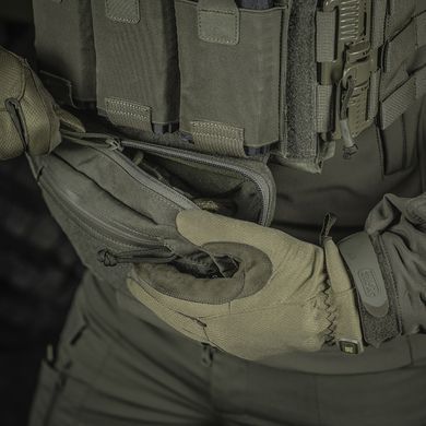 , Dark olive